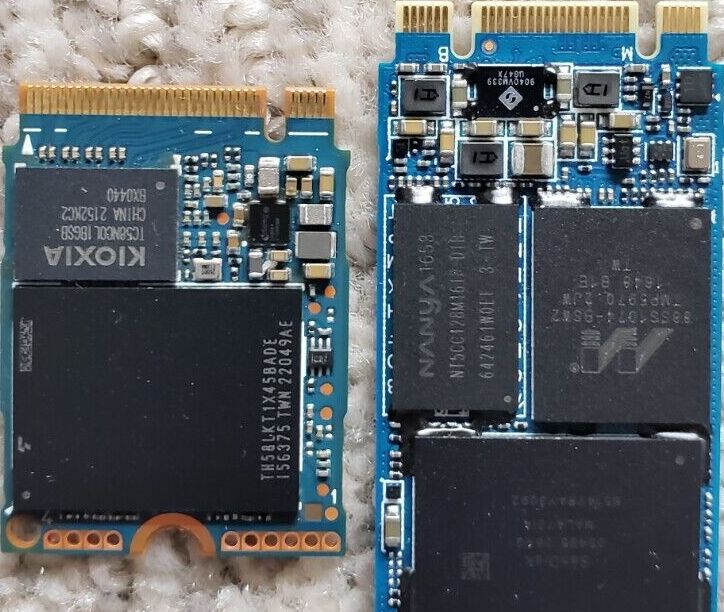 256GB 2230 NVME SSD + 256GB NGFF SSD.jpg