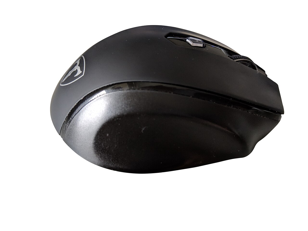 A wireless computer mouse.jpg